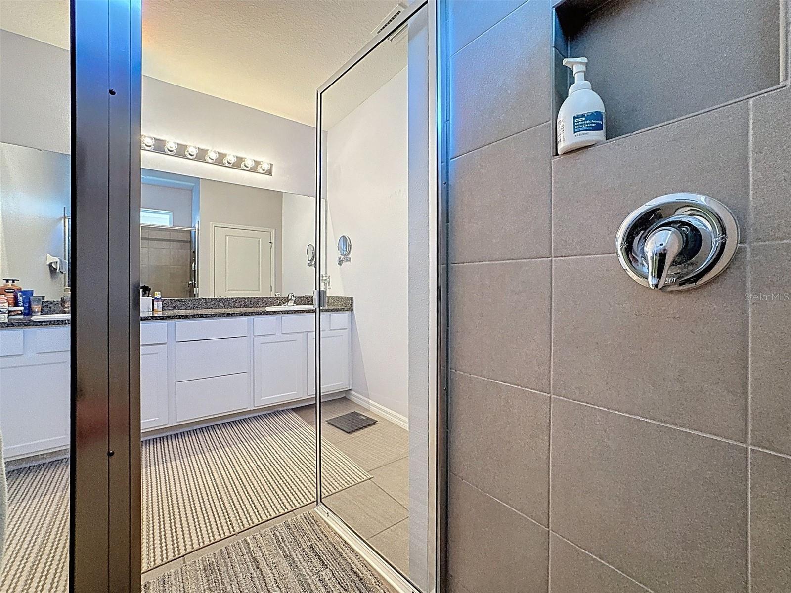 Image 24 of 75 For 17690 Garsalaso Circle