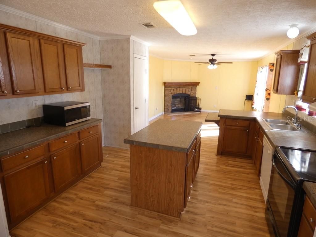 Image 15 of 32 For 10042 Gilmer Street