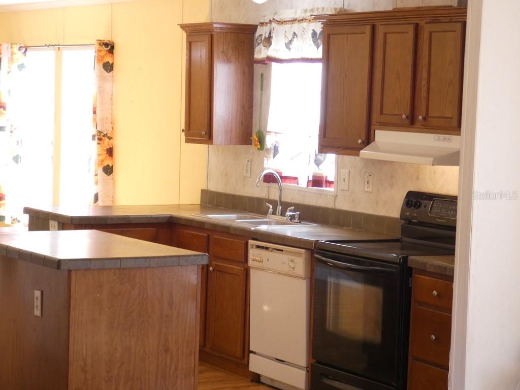 Image 31 of 32 For 10042 Gilmer Street