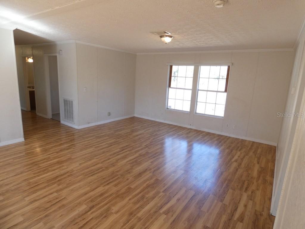 Image 8 of 32 For 10042 Gilmer Street