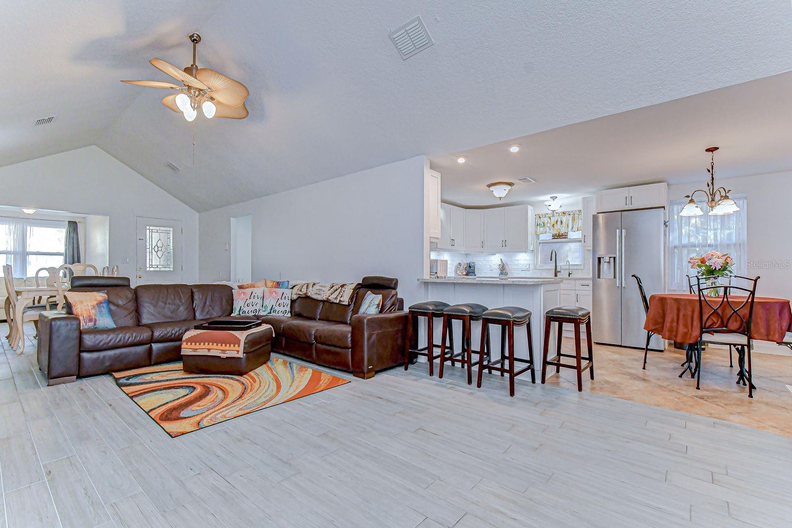 Image 14 of 37 For 7051 Morningstar Lane