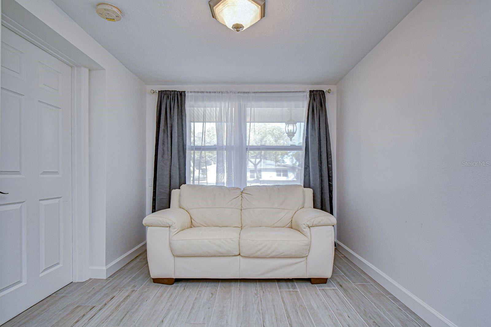 Image 9 of 37 For 7051 Morningstar Lane