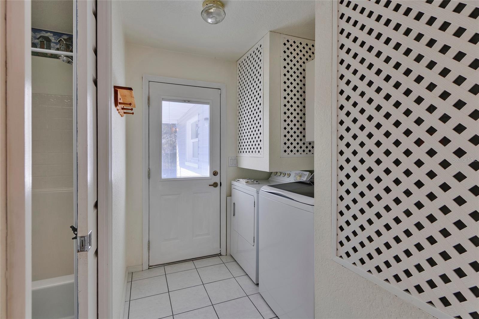 Image 27 of 48 For 7095 Blackbird Avenue