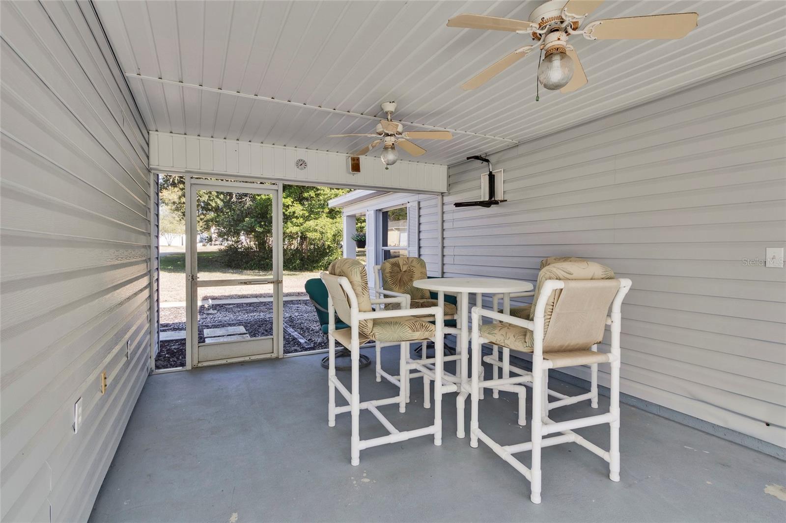 Image 29 of 48 For 7095 Blackbird Avenue