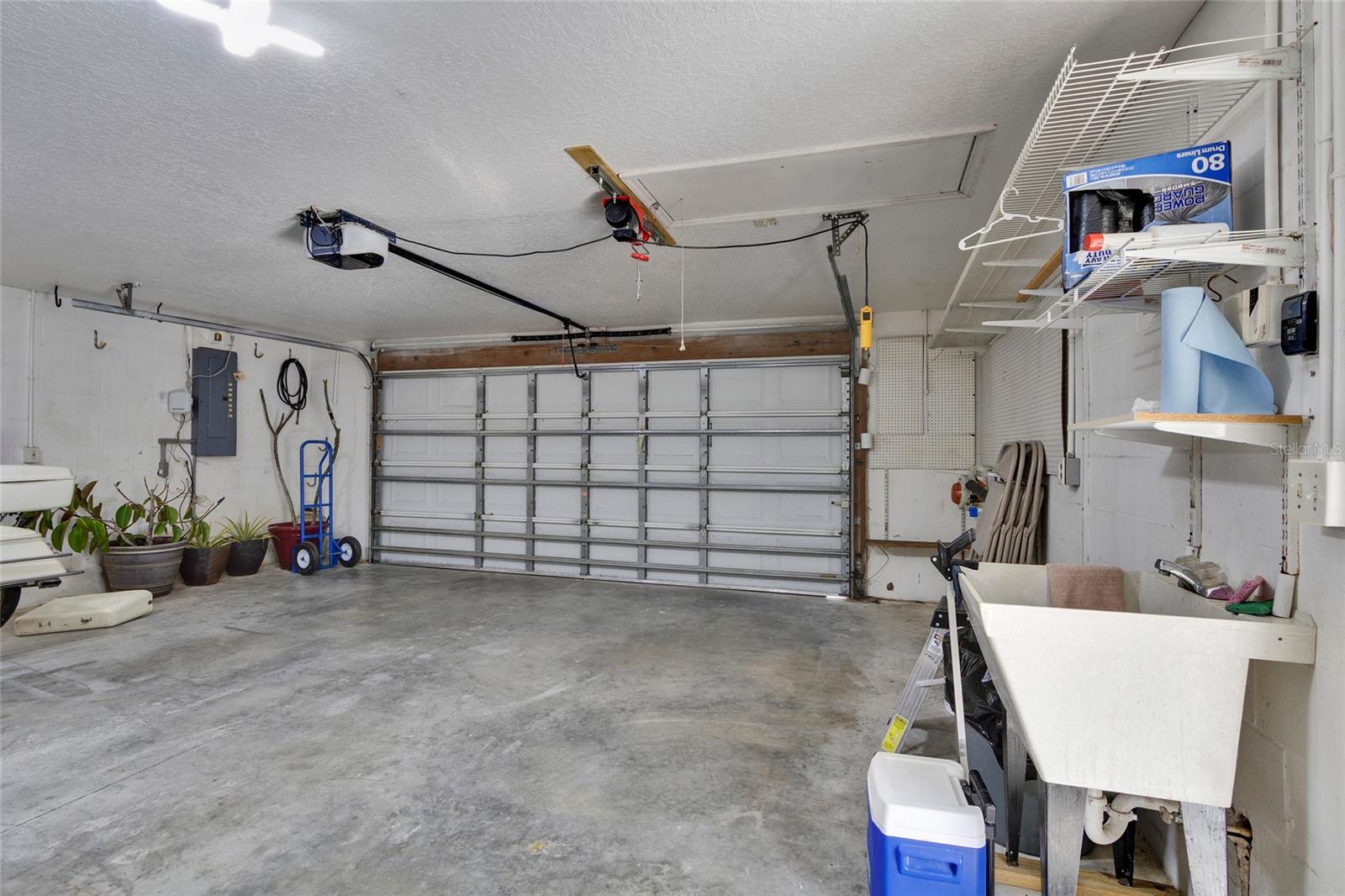 Image 31 of 48 For 7095 Blackbird Avenue