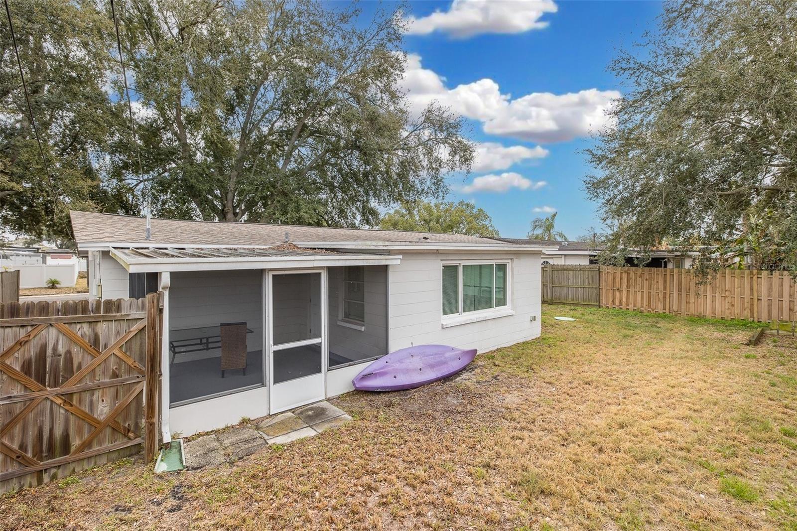 Image 37 of 40 For 3645 Colonial Hills Drive