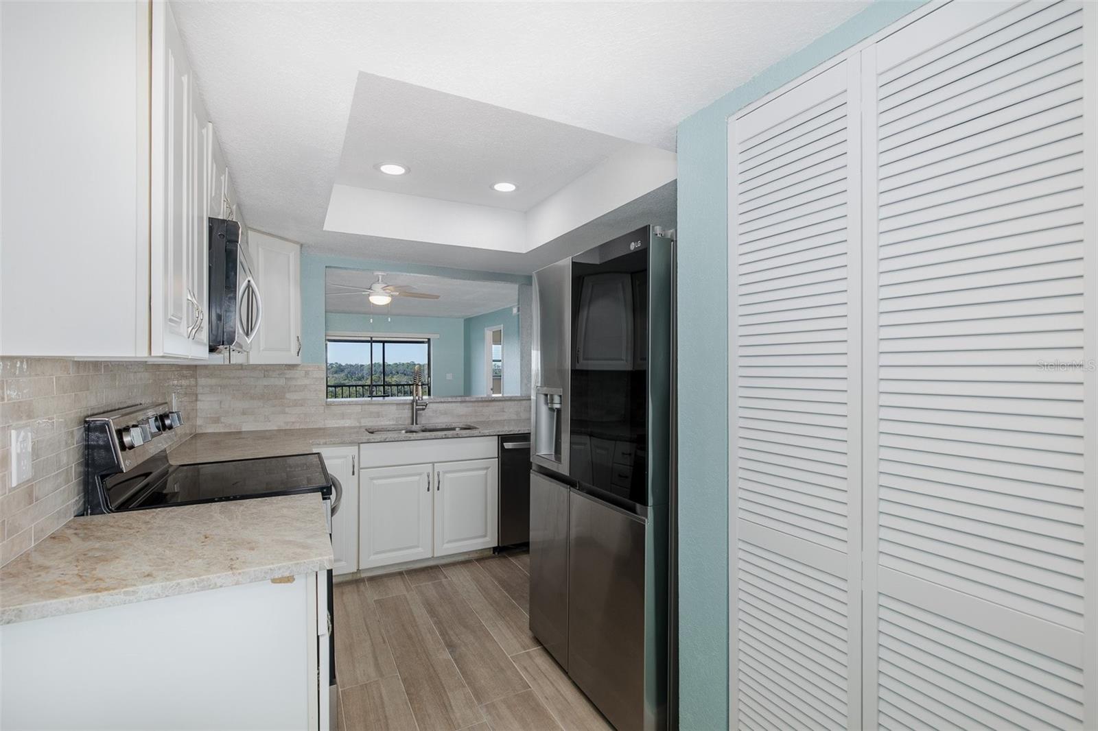 Image 10 of 51 For 8150 Brent Street 742