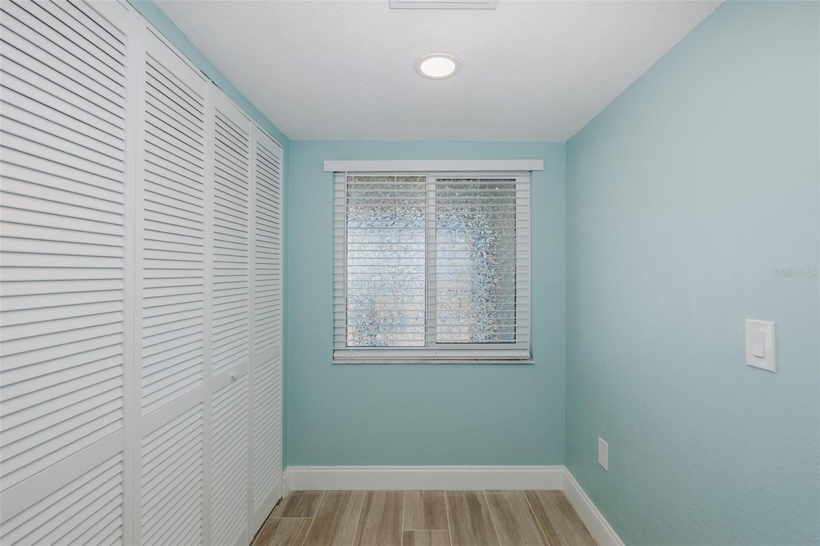 Image 9 of 51 For 8150 Brent Street 742