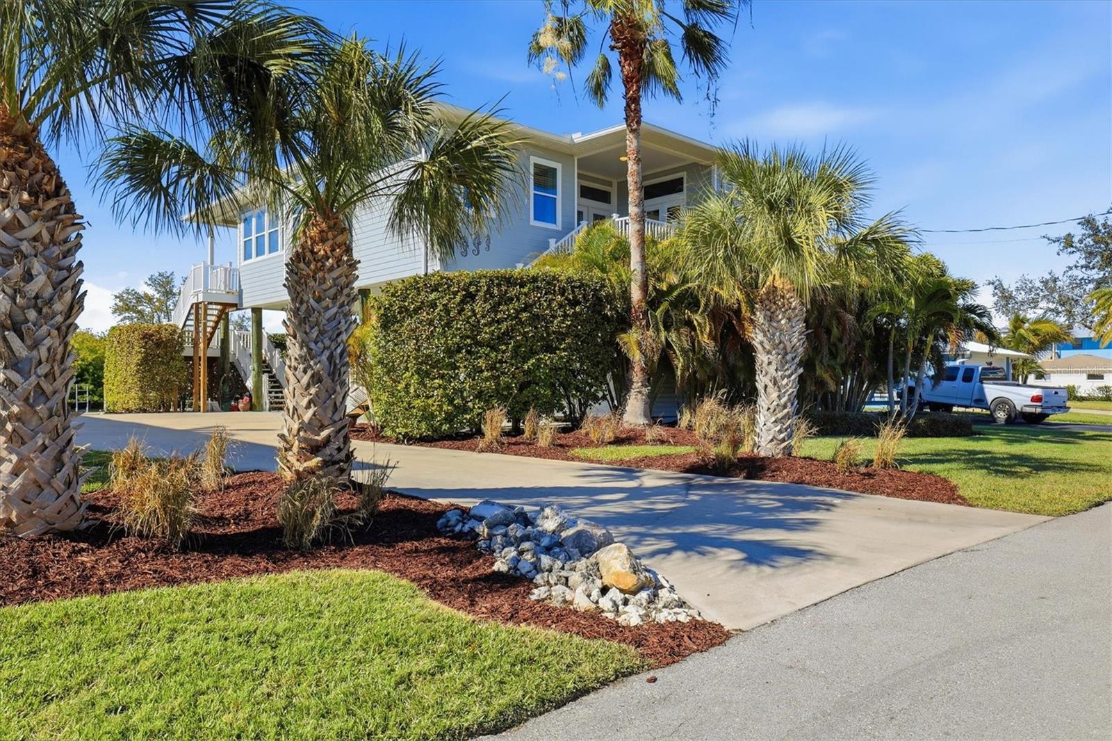 Image 26 of 88 For 13875 Hatcher Avenue