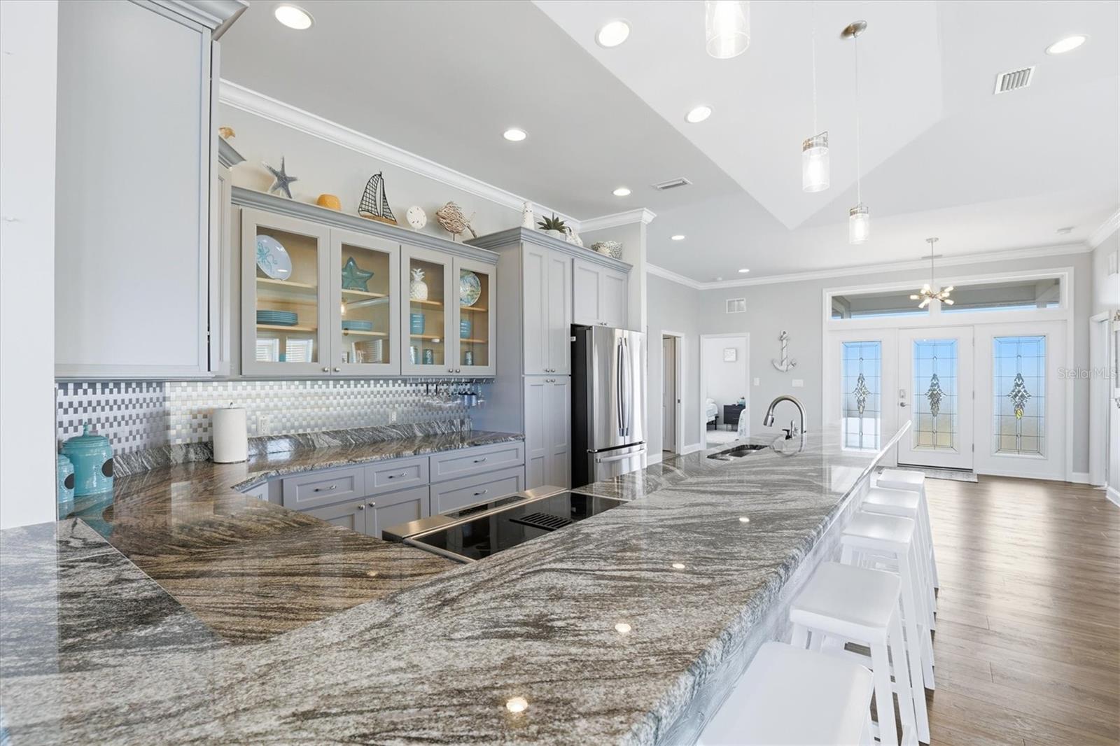 Image 49 of 88 For 13875 Hatcher Avenue