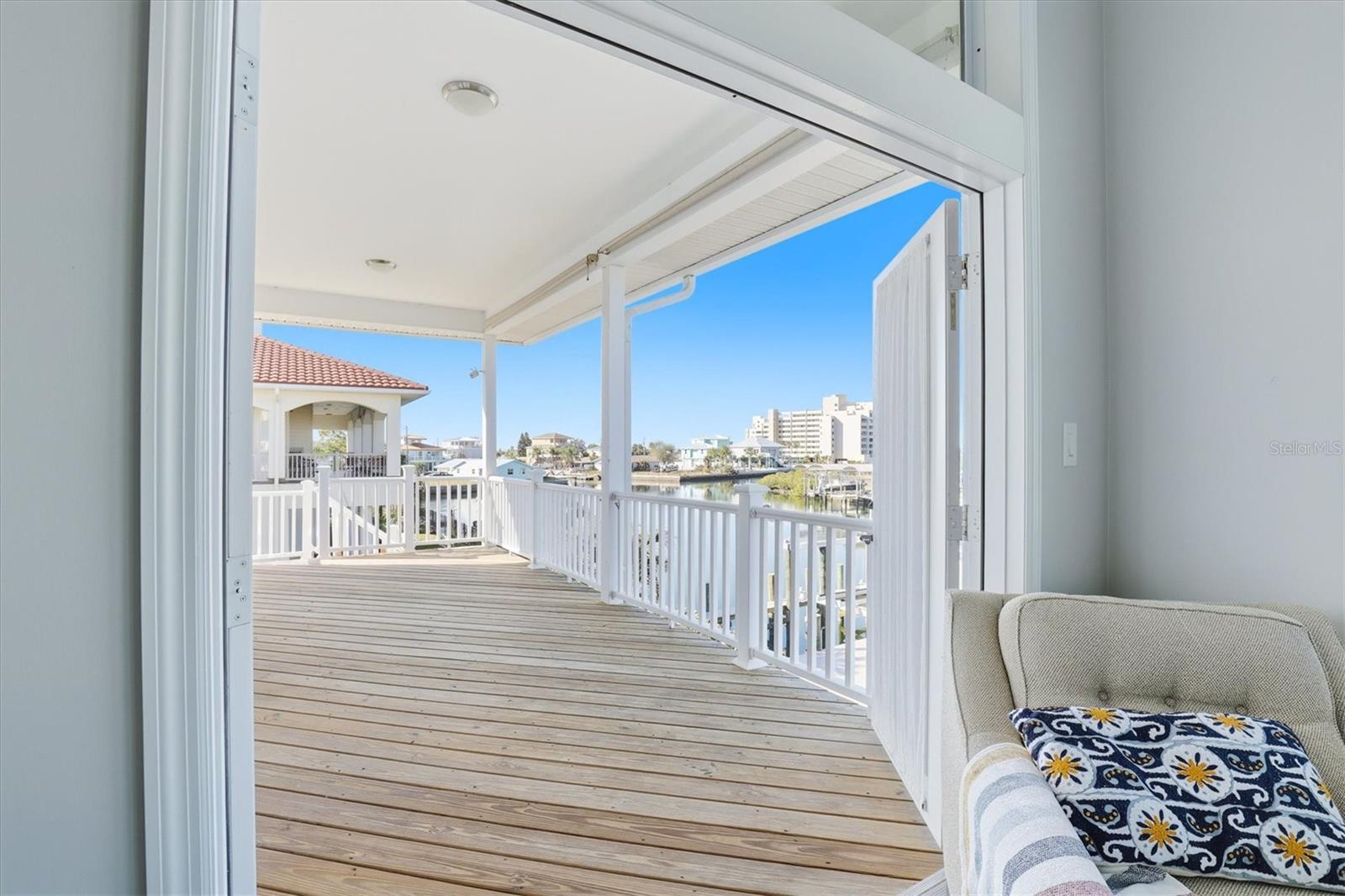 Image 63 of 88 For 13875 Hatcher Avenue