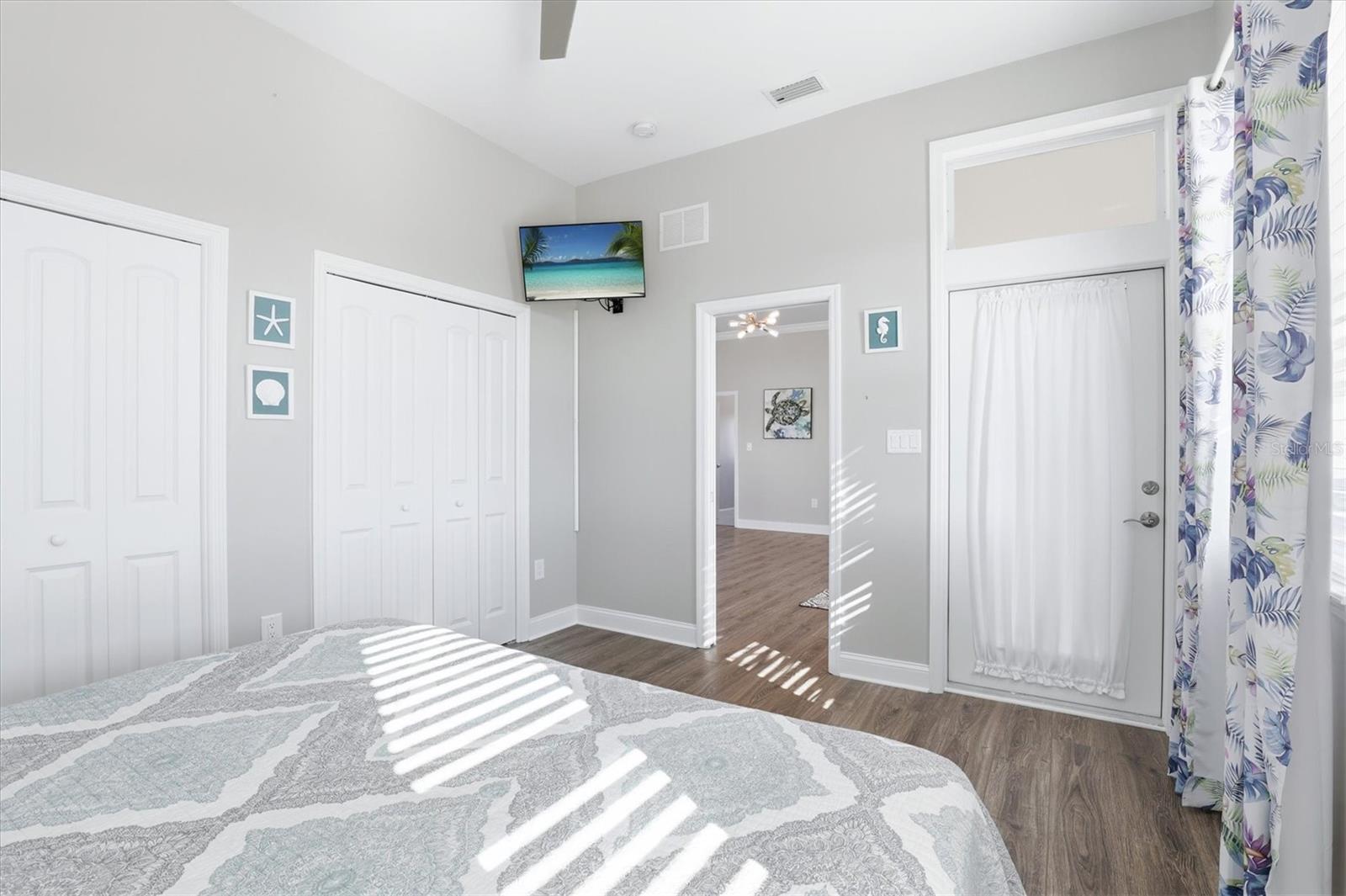 Image 76 of 88 For 13875 Hatcher Avenue