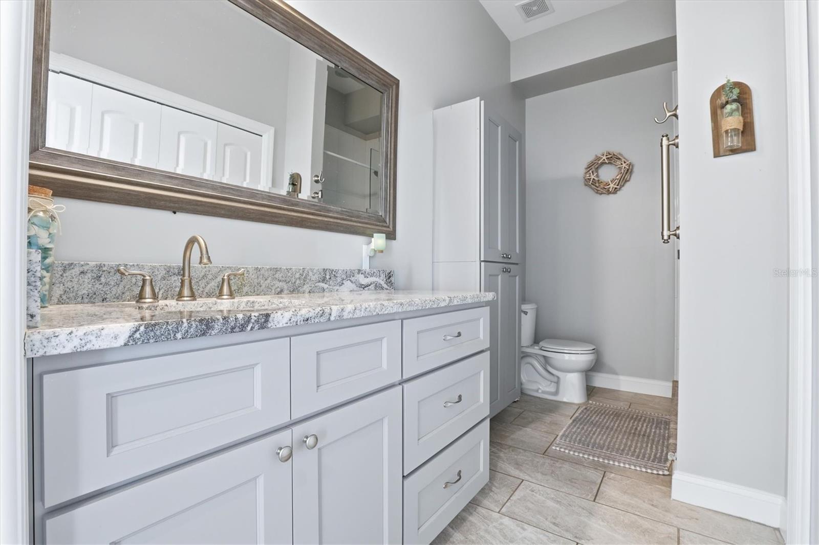 Image 78 of 88 For 13875 Hatcher Avenue