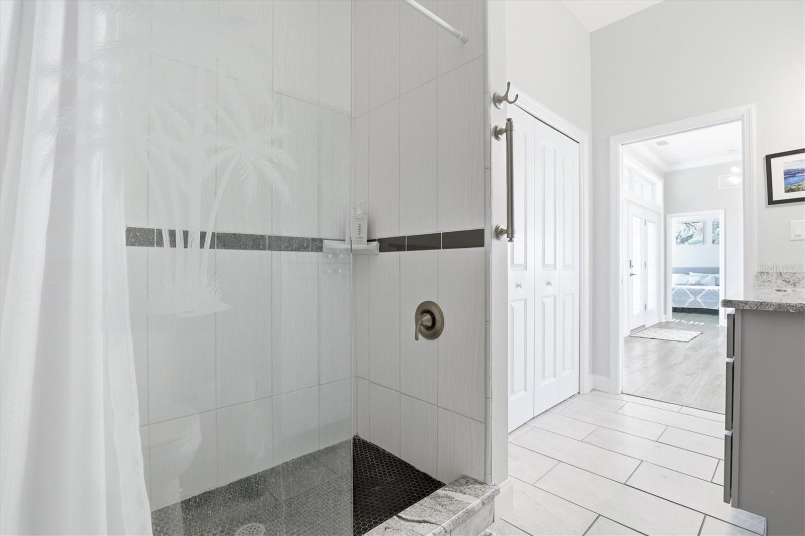 Image 83 of 88 For 13875 Hatcher Avenue