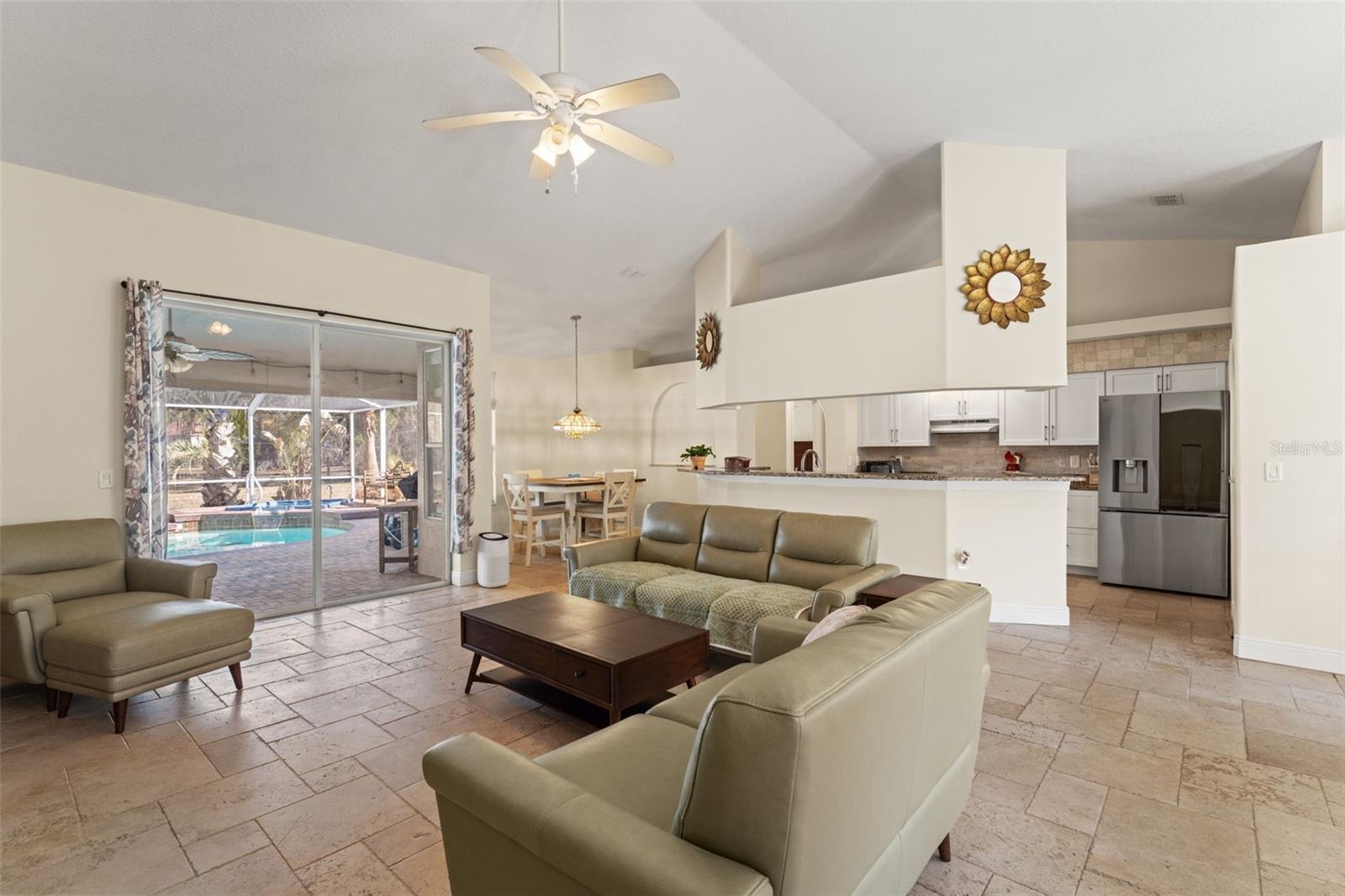 Image 21 of 51 For 22391 Croom Road