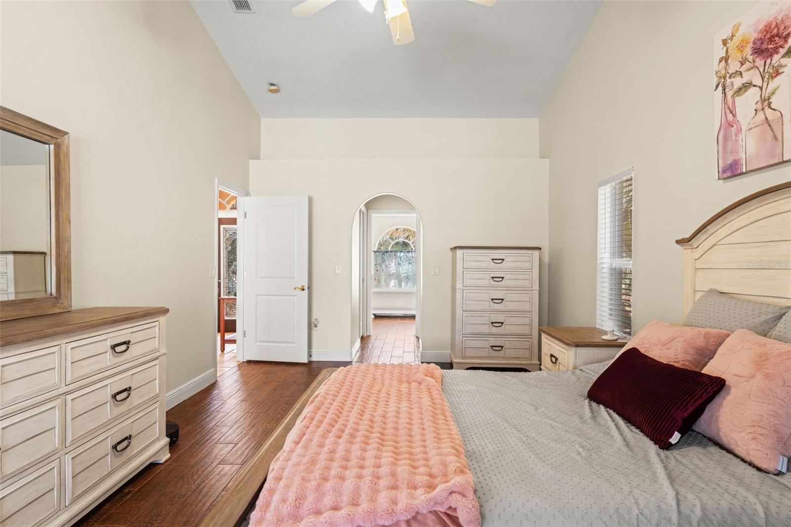 Image 24 of 51 For 22391 Croom Road