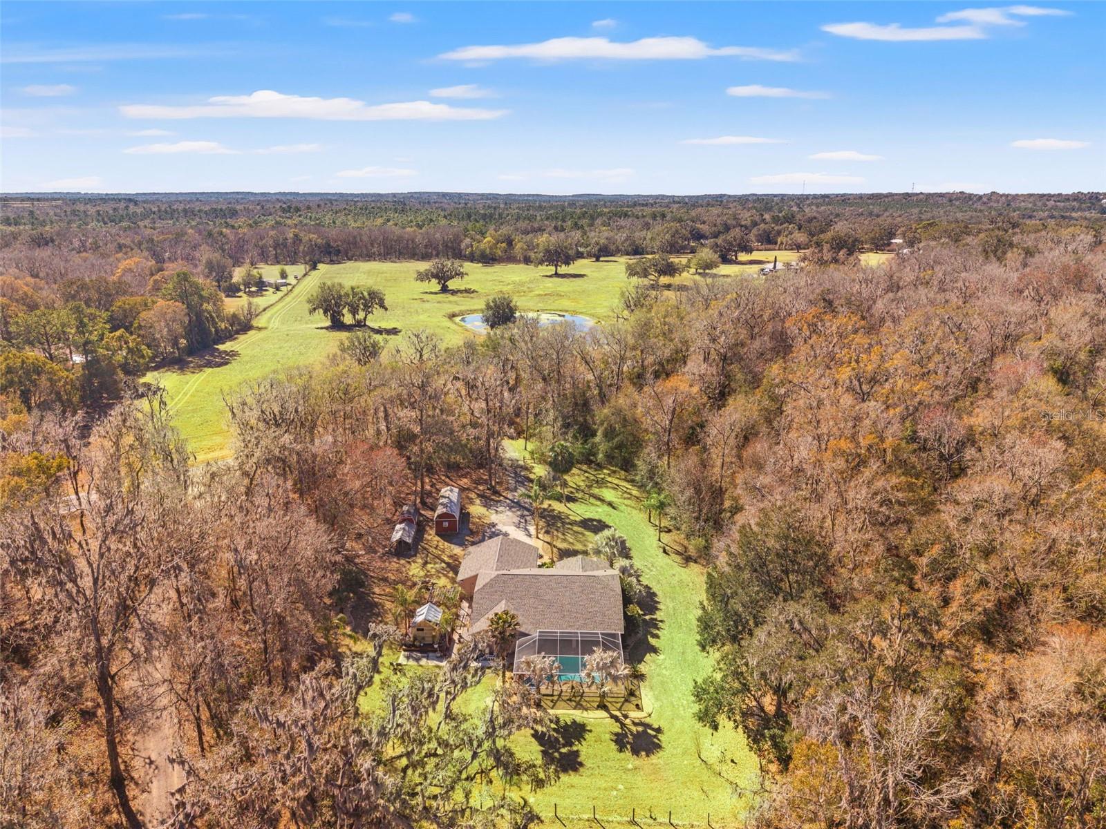 Image 4 of 51 For 22391 Croom Road