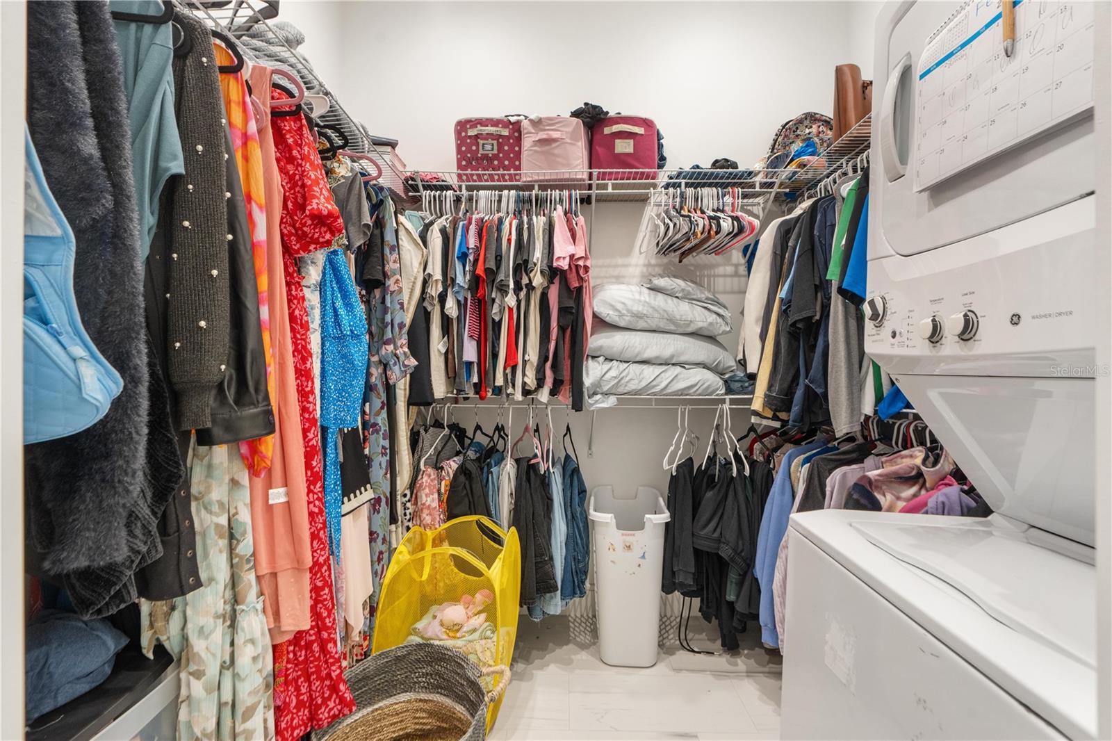 Image 45 of 76 For 21206 Ski Way