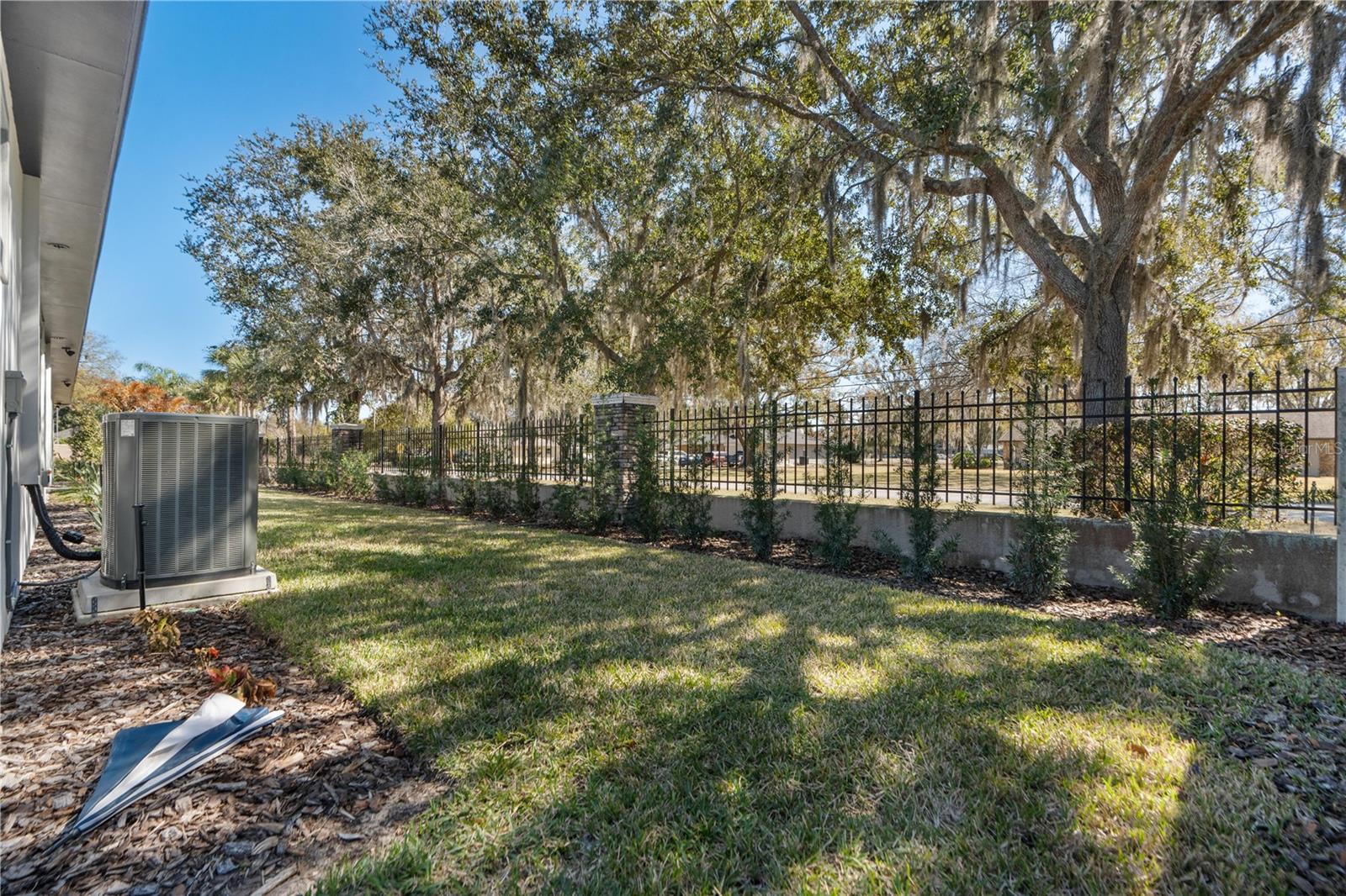 Image 64 of 76 For 21206 Ski Way