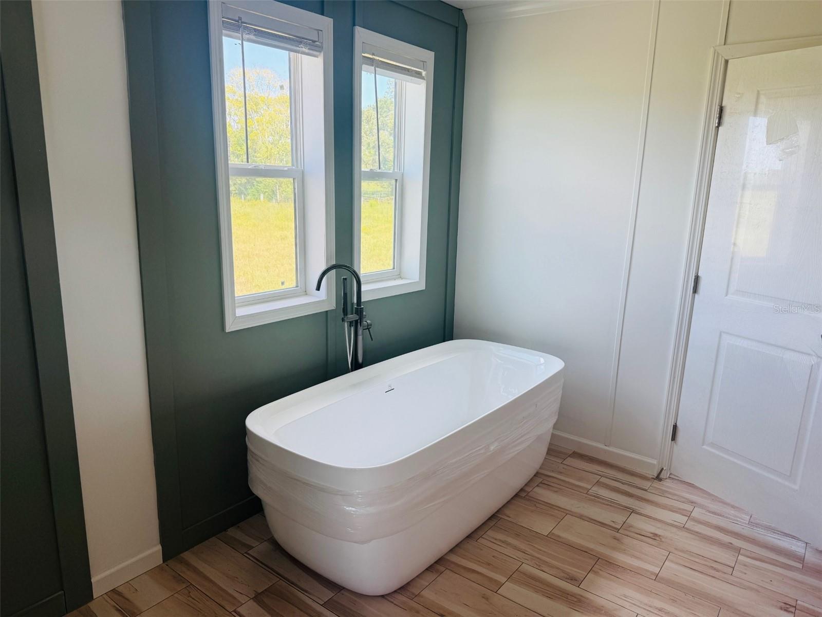 Image 17 of 22 For 11822 153rd Road