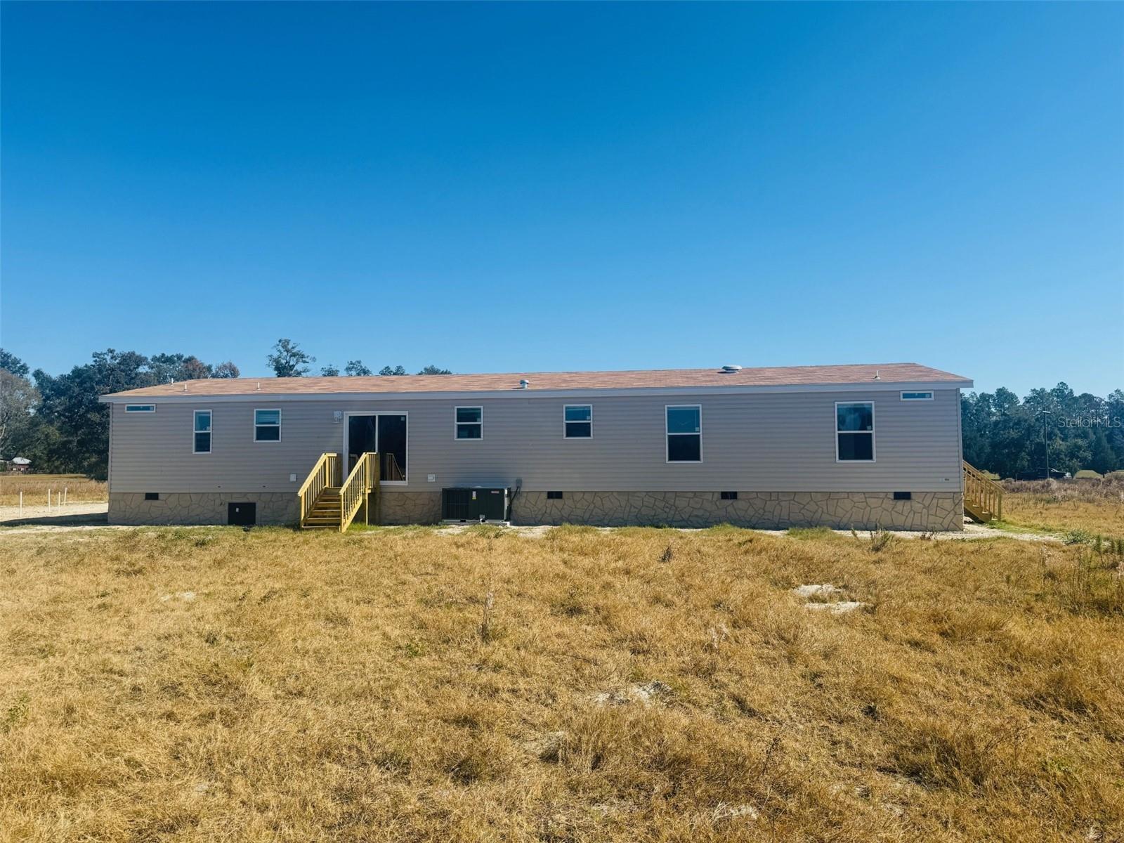 Image 2 of 22 For 11822 153rd Road