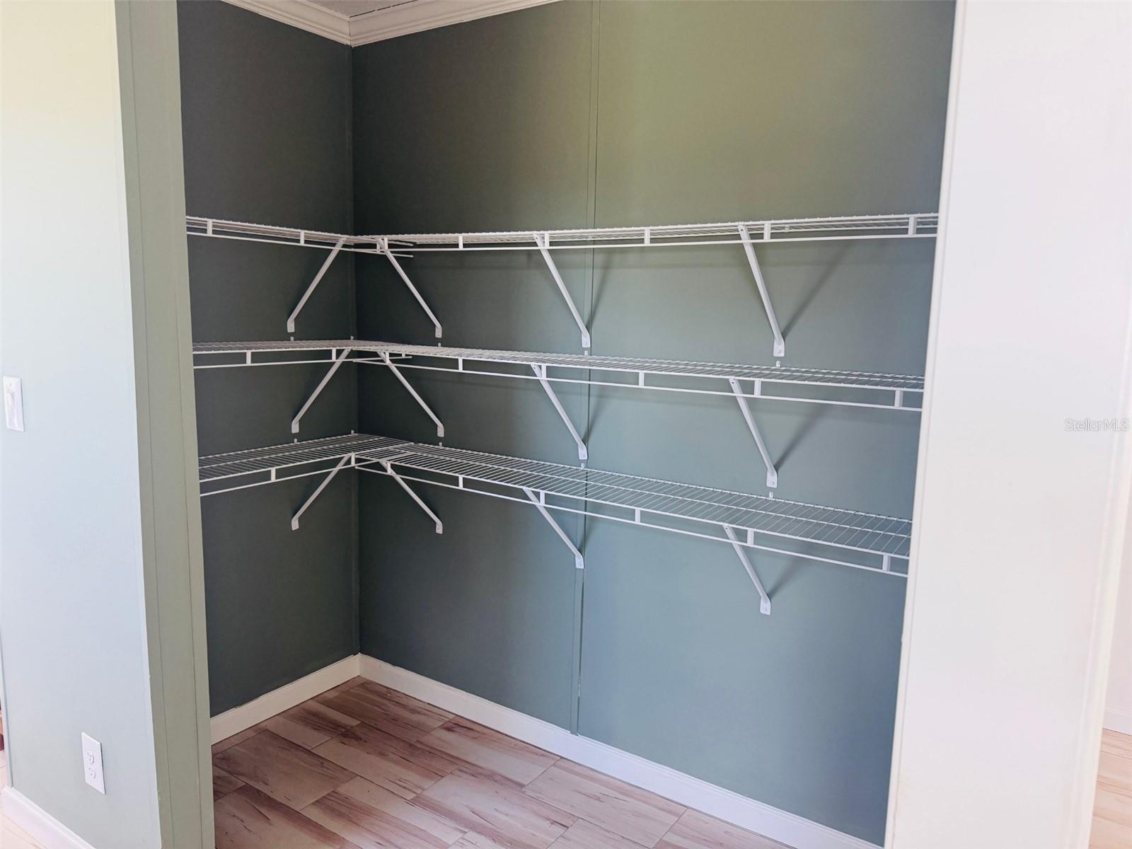 Image 9 of 22 For 11822 153rd Road