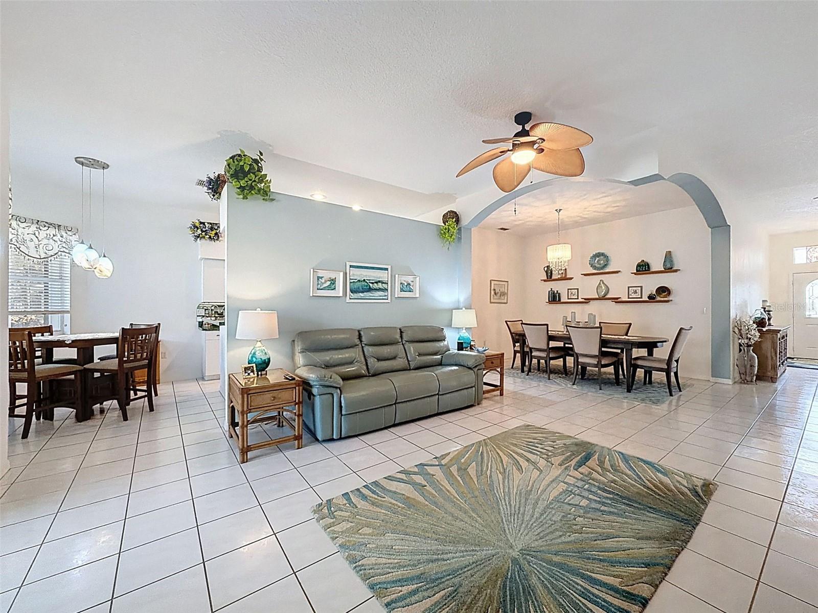 Image 5 of 32 For 11415 Windstar Court