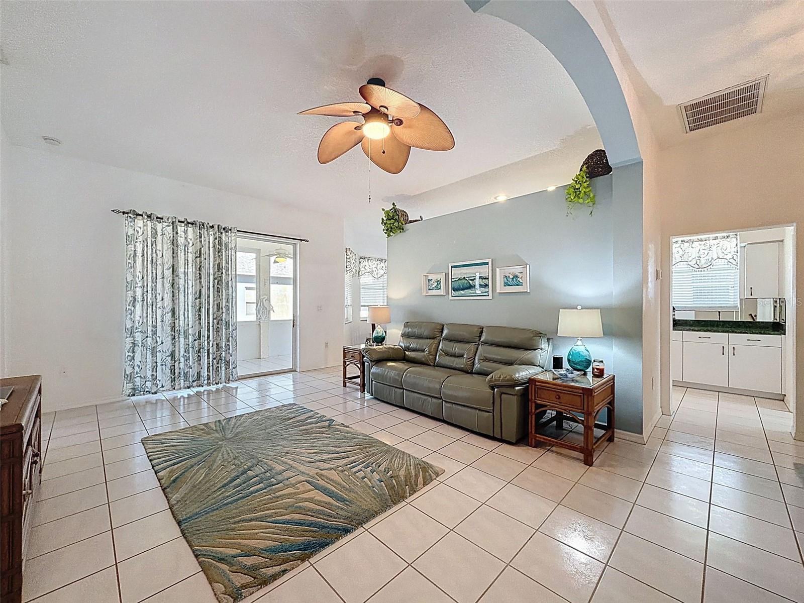 Image 6 of 32 For 11415 Windstar Court