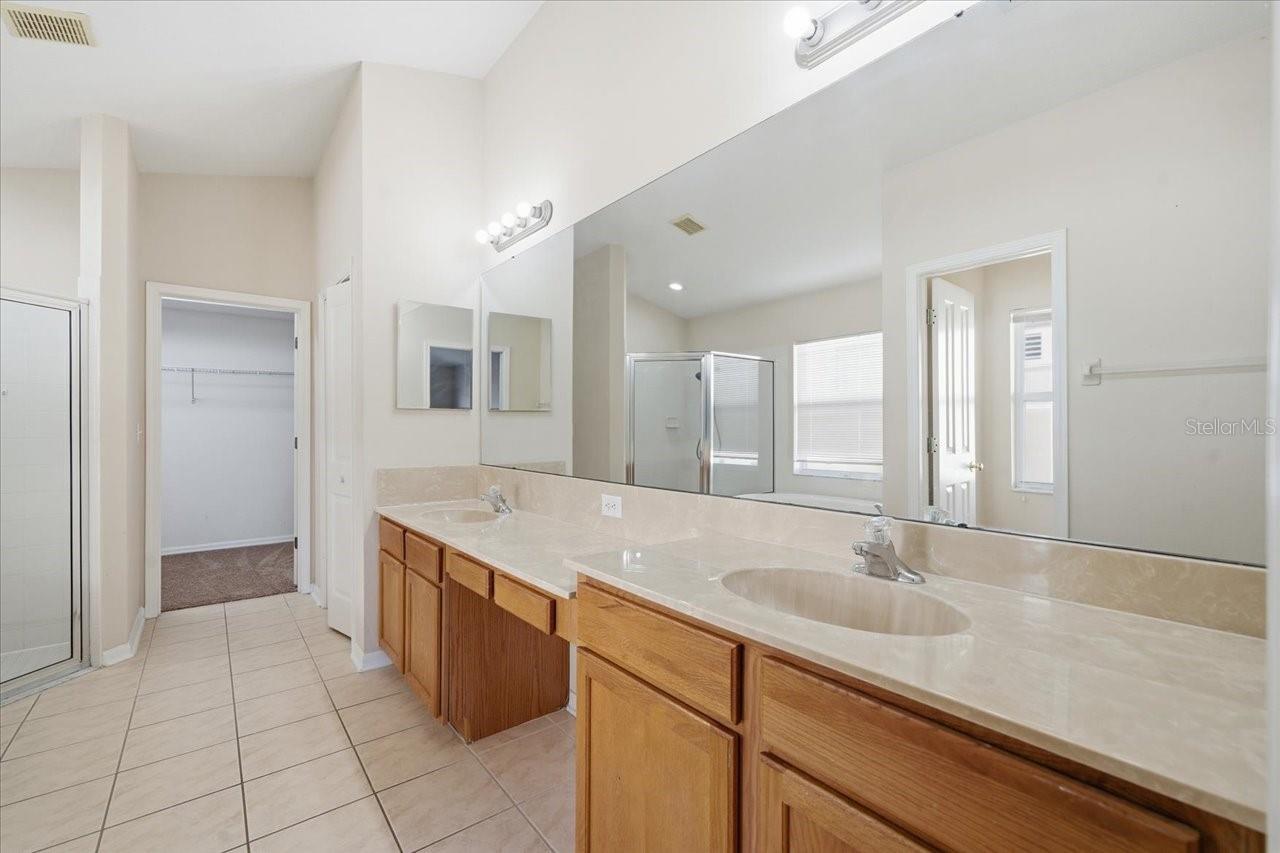 Image 33 of 48 For 4724 Birchfield Loop