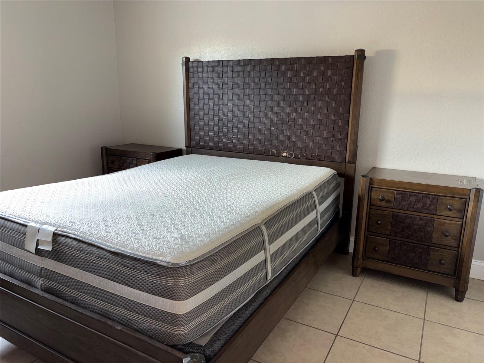 Image 4 of 8 For 5822 Congress Street 104