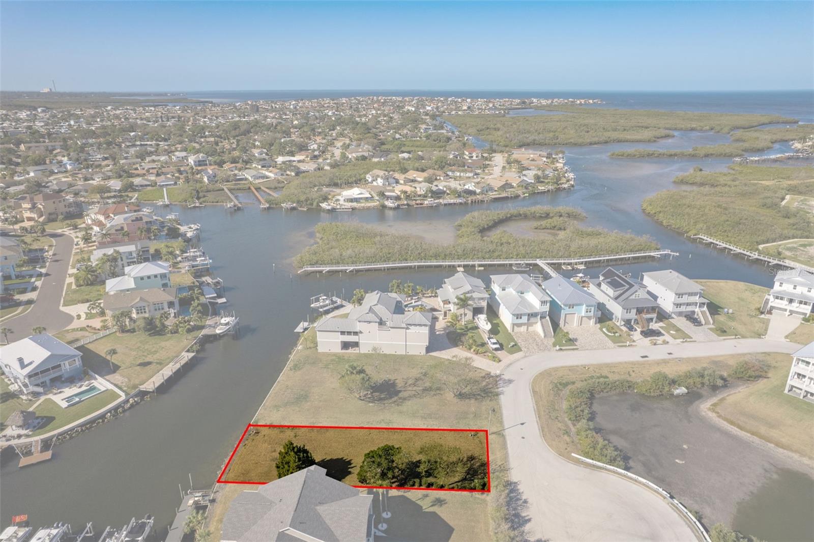 Image 7 of 28 For 0 Elisabethan