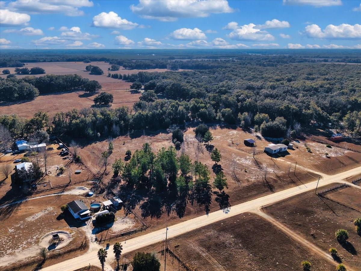 Image 11 of 13 For  76th Avenue 