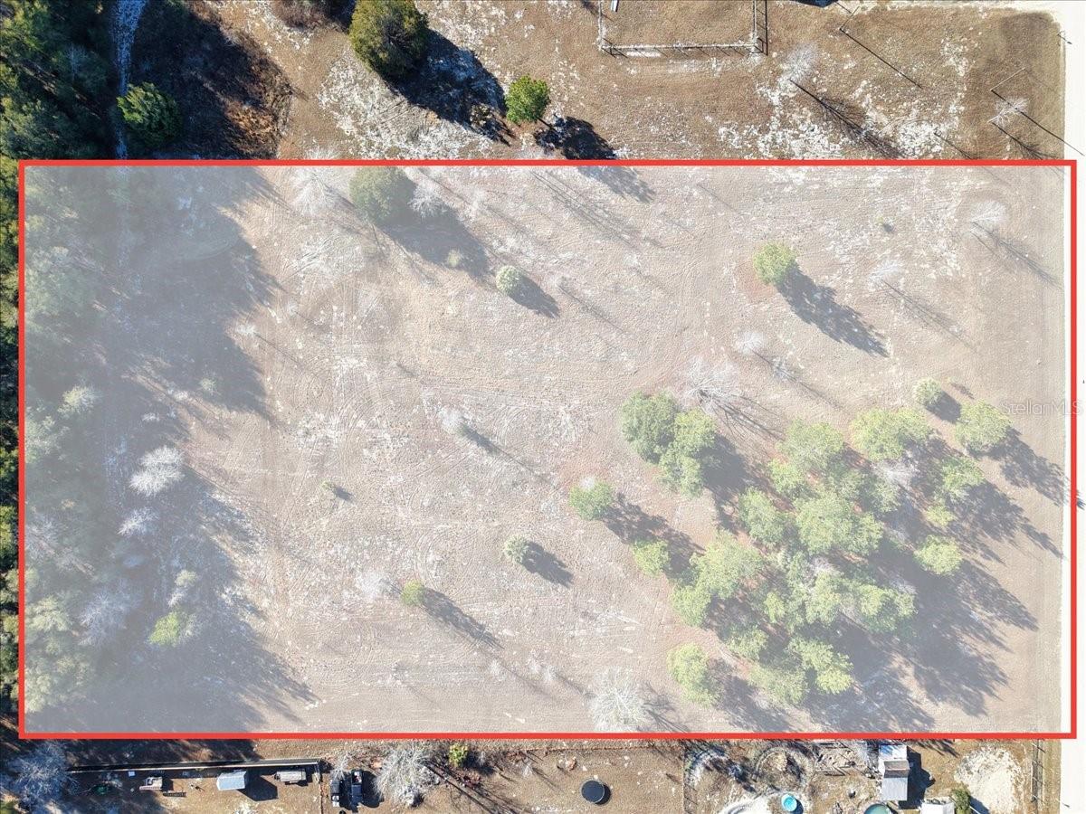 Image 2 of 13 For  76th Avenue 