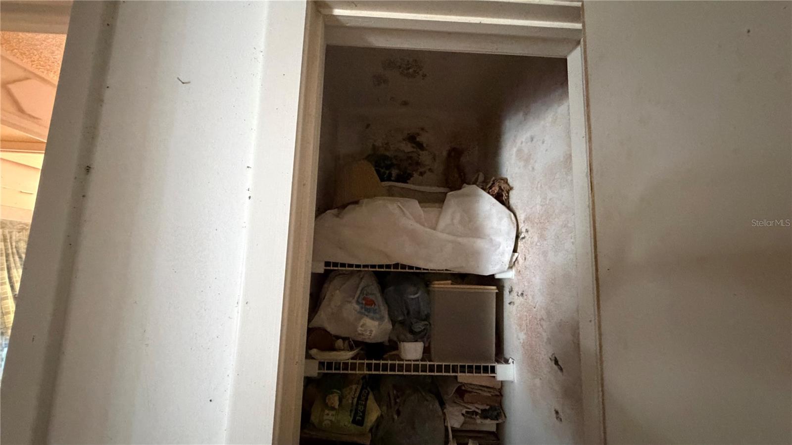 Image 22 of 51 For 2462 Stephanie Drive