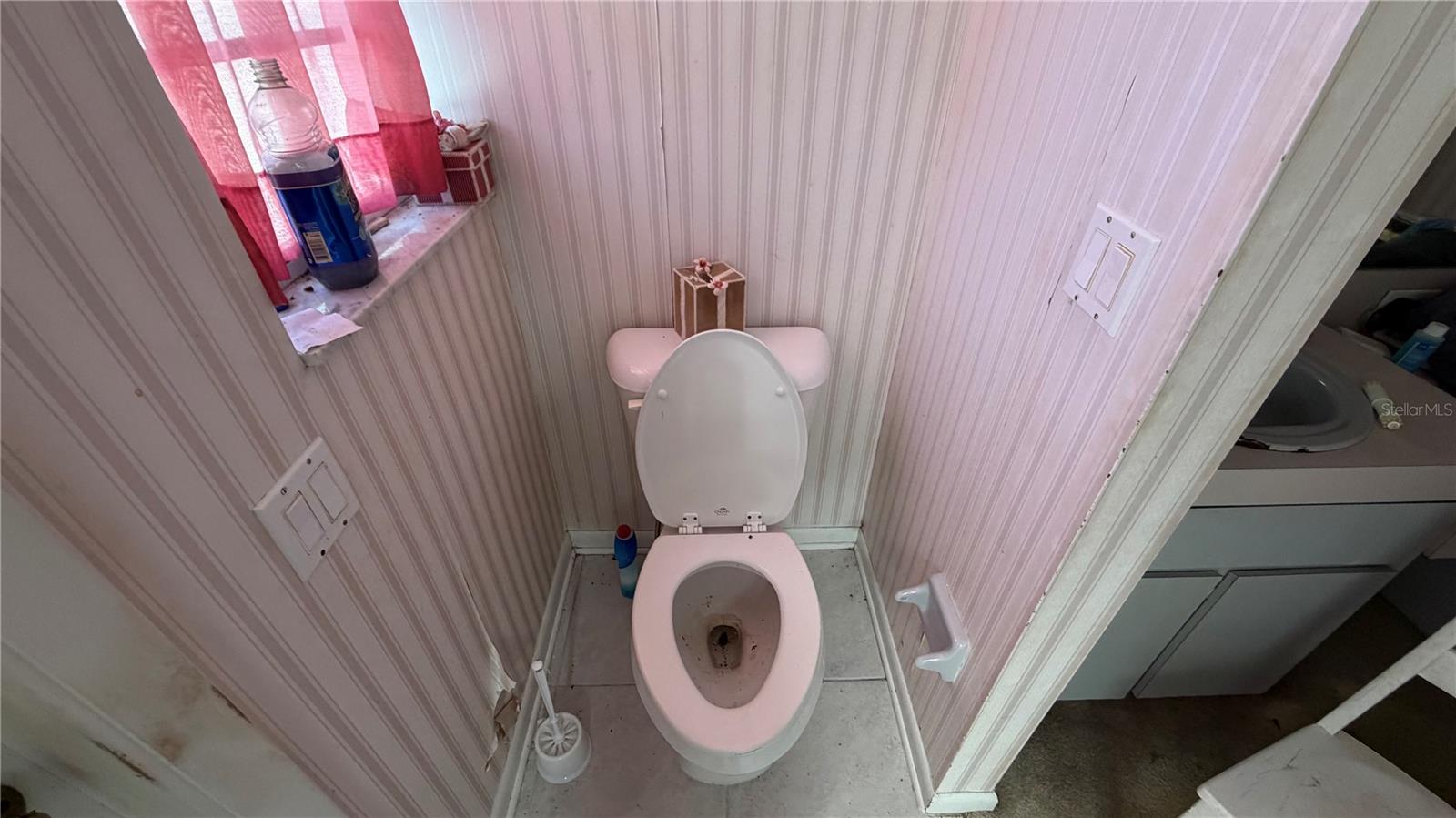 Image 27 of 51 For 2462 Stephanie Drive