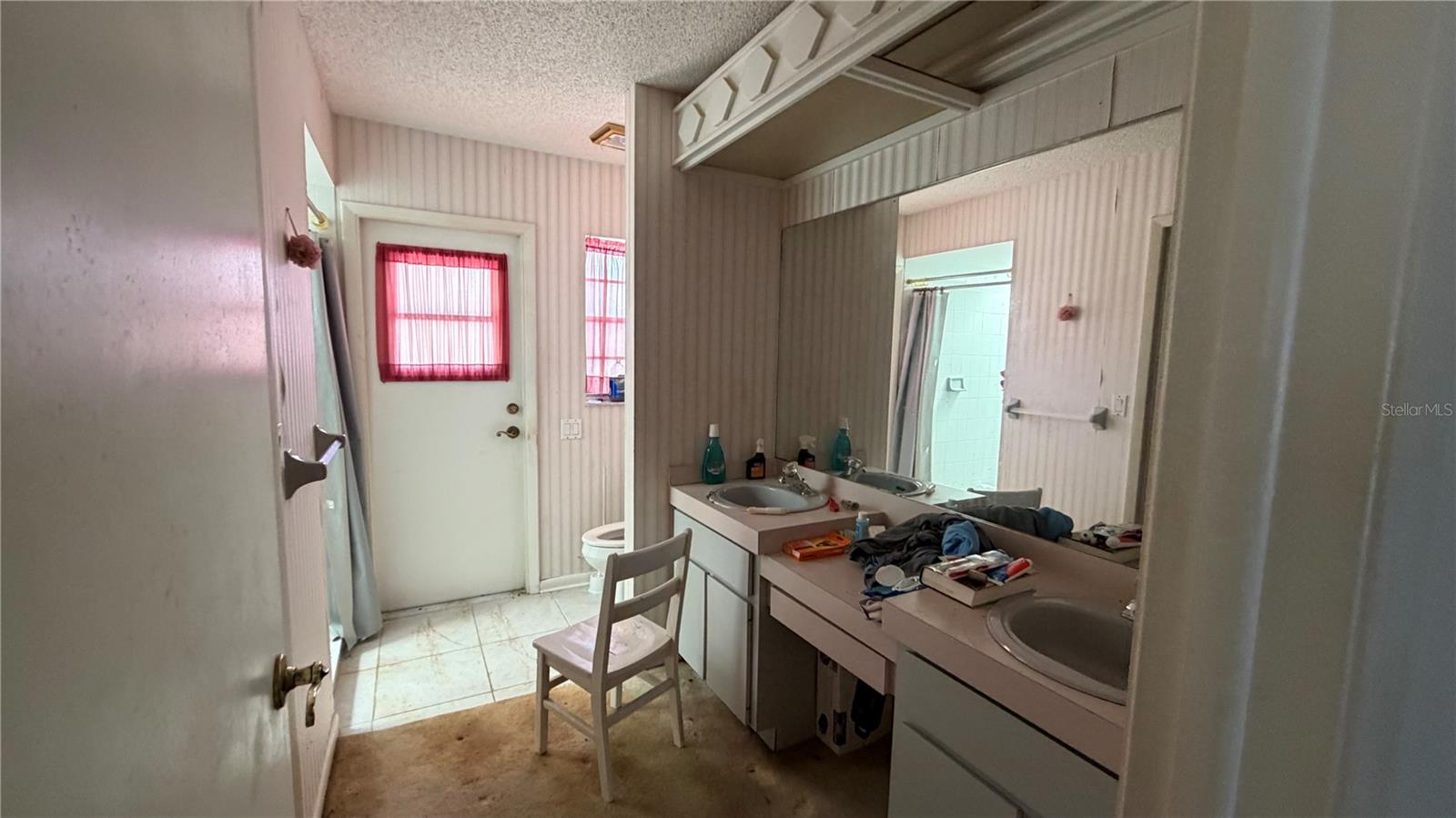 Image 28 of 51 For 2462 Stephanie Drive