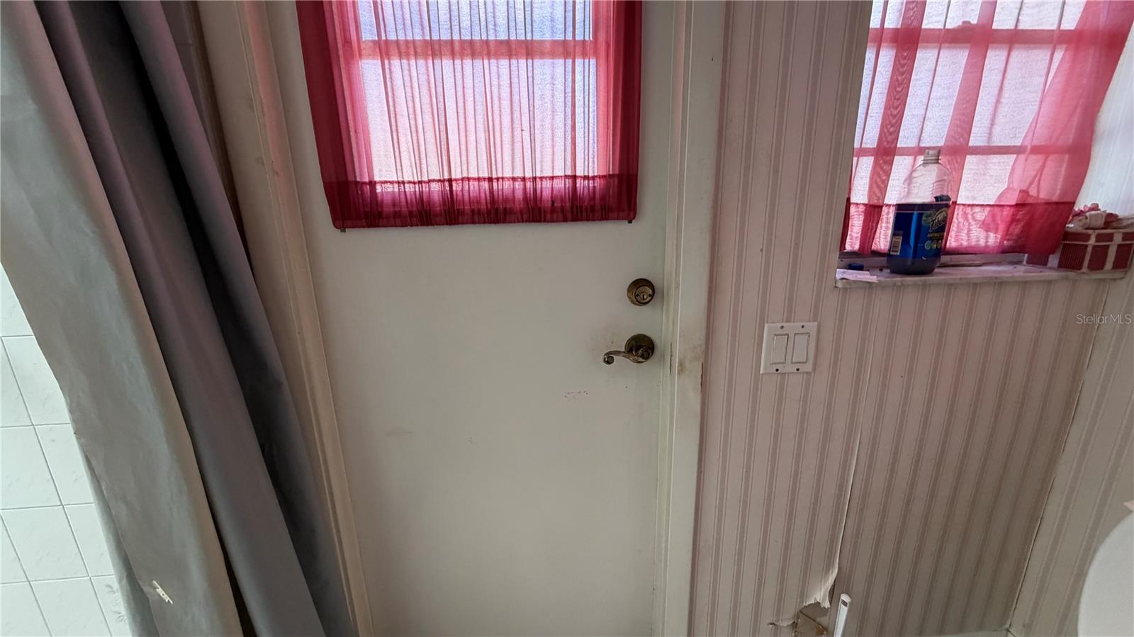 Image 29 of 51 For 2462 Stephanie Drive