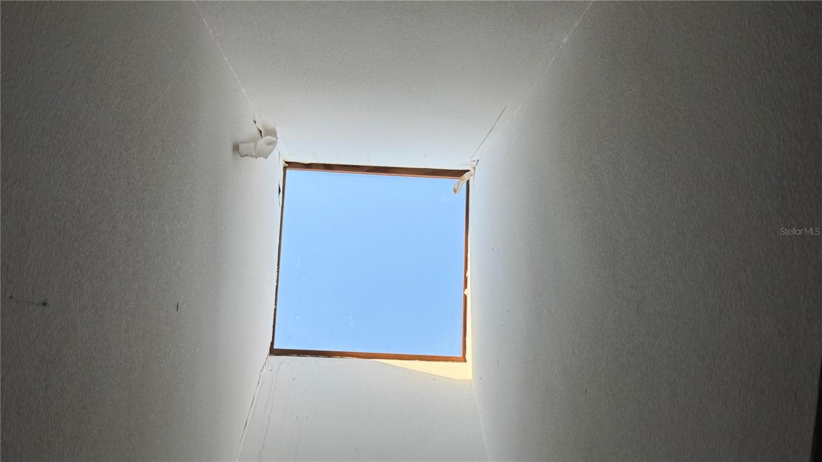 Image 32 of 51 For 2462 Stephanie Drive