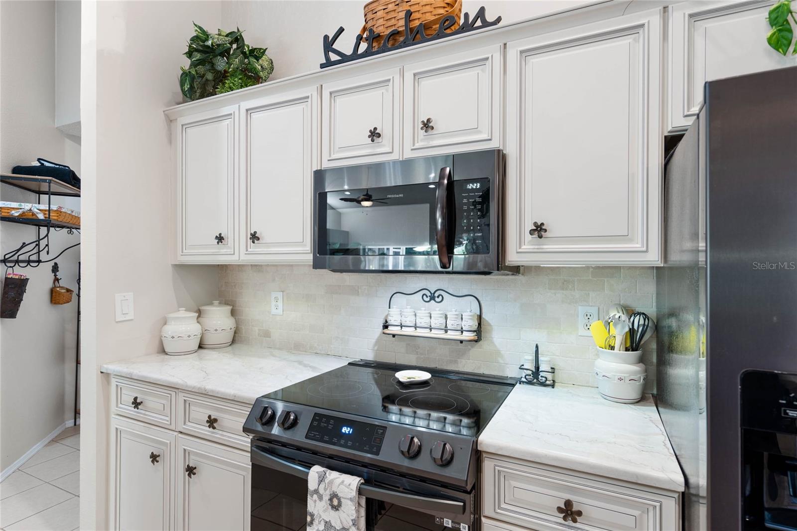 Image 13 of 52 For 7815 Geneva Lane