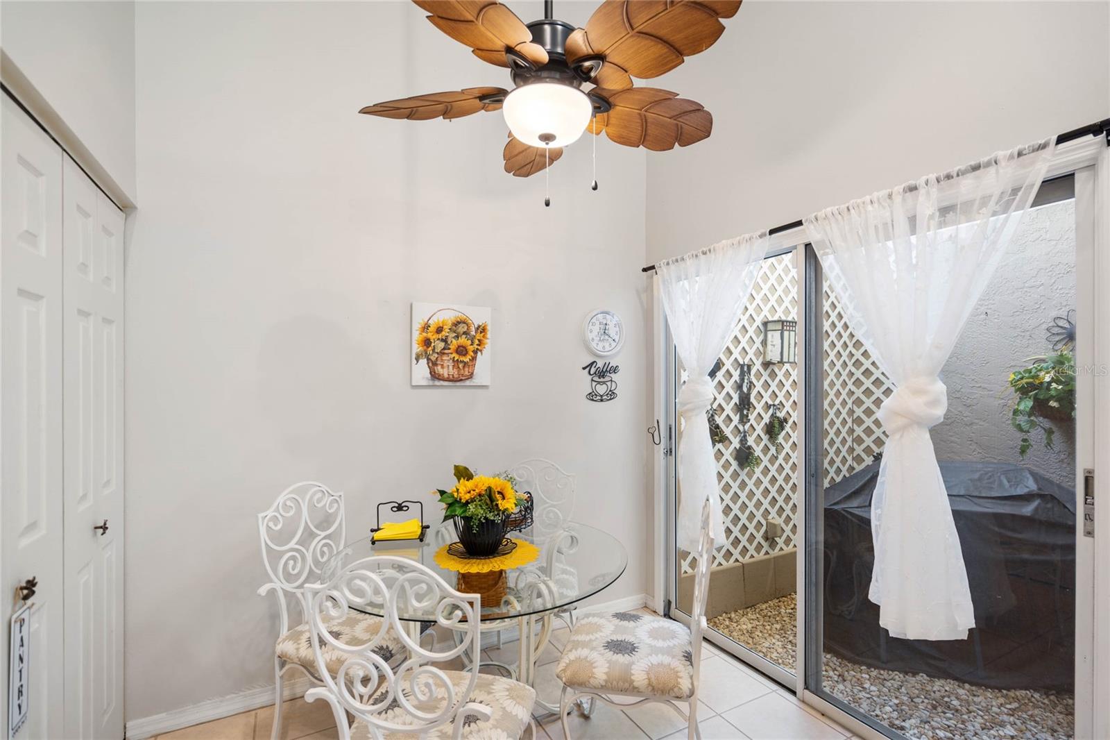 Image 17 of 52 For 7815 Geneva Lane