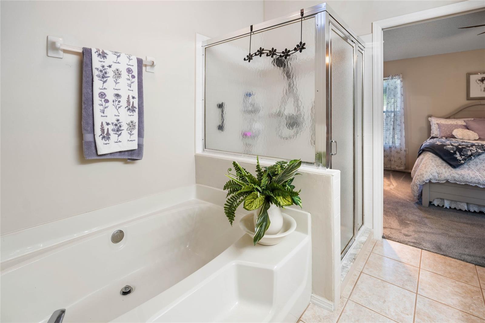 Image 23 of 52 For 7815 Geneva Lane