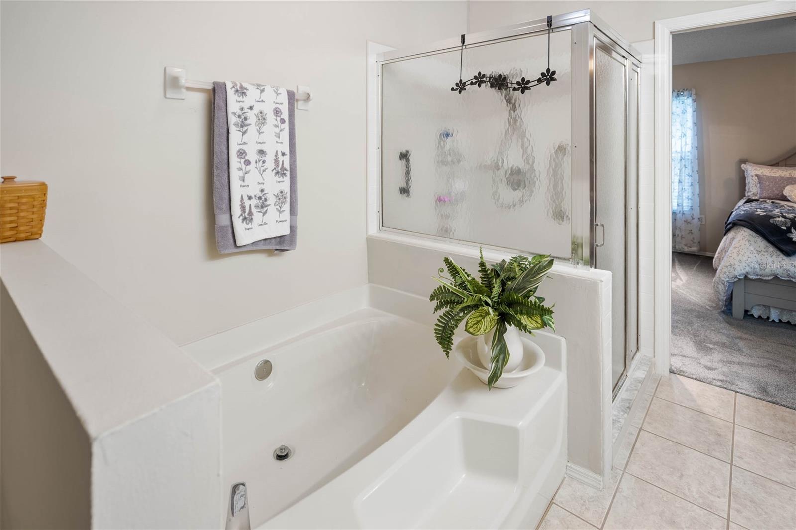 Image 24 of 52 For 7815 Geneva Lane