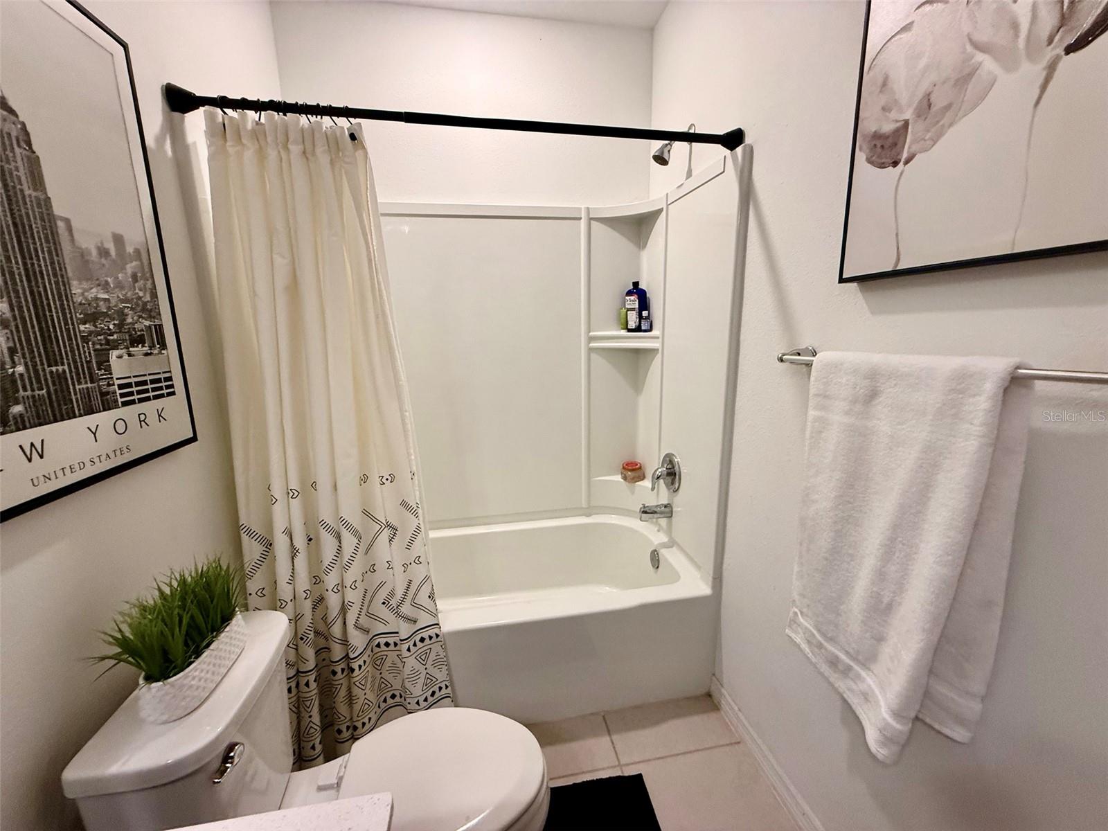 Image 16 of 36 For 20873 Drake Elm Drive