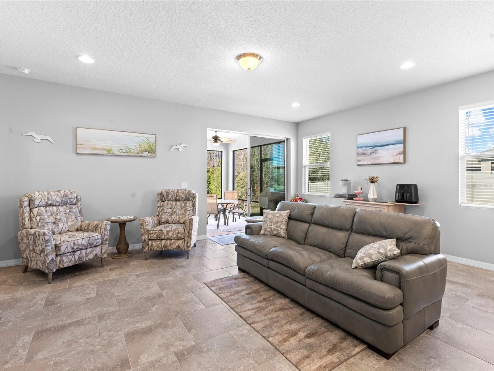 Image 16 of 82 For 2873 Storybrook Preserve Drive