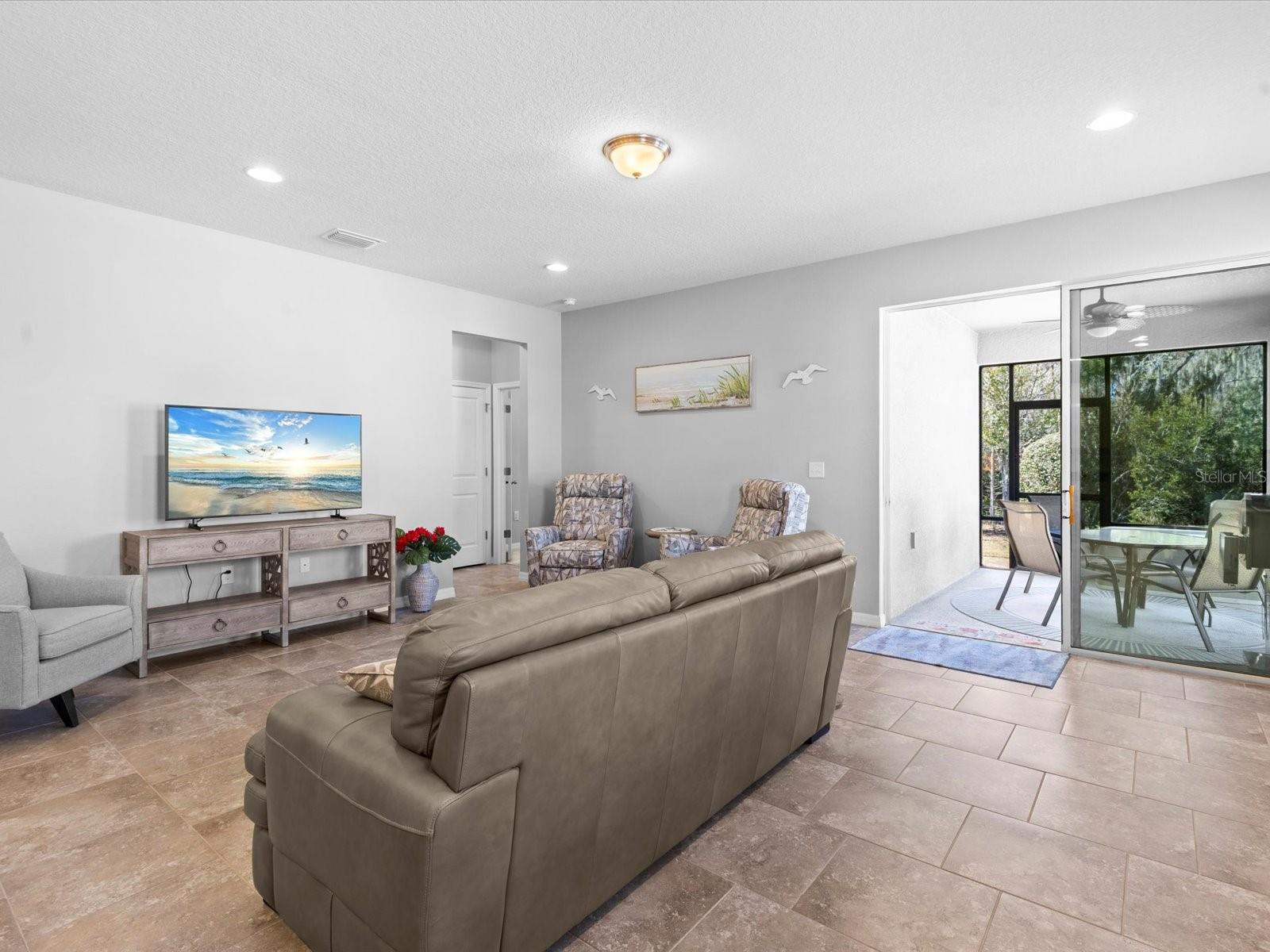 Image 19 of 82 For 2873 Storybrook Preserve Drive