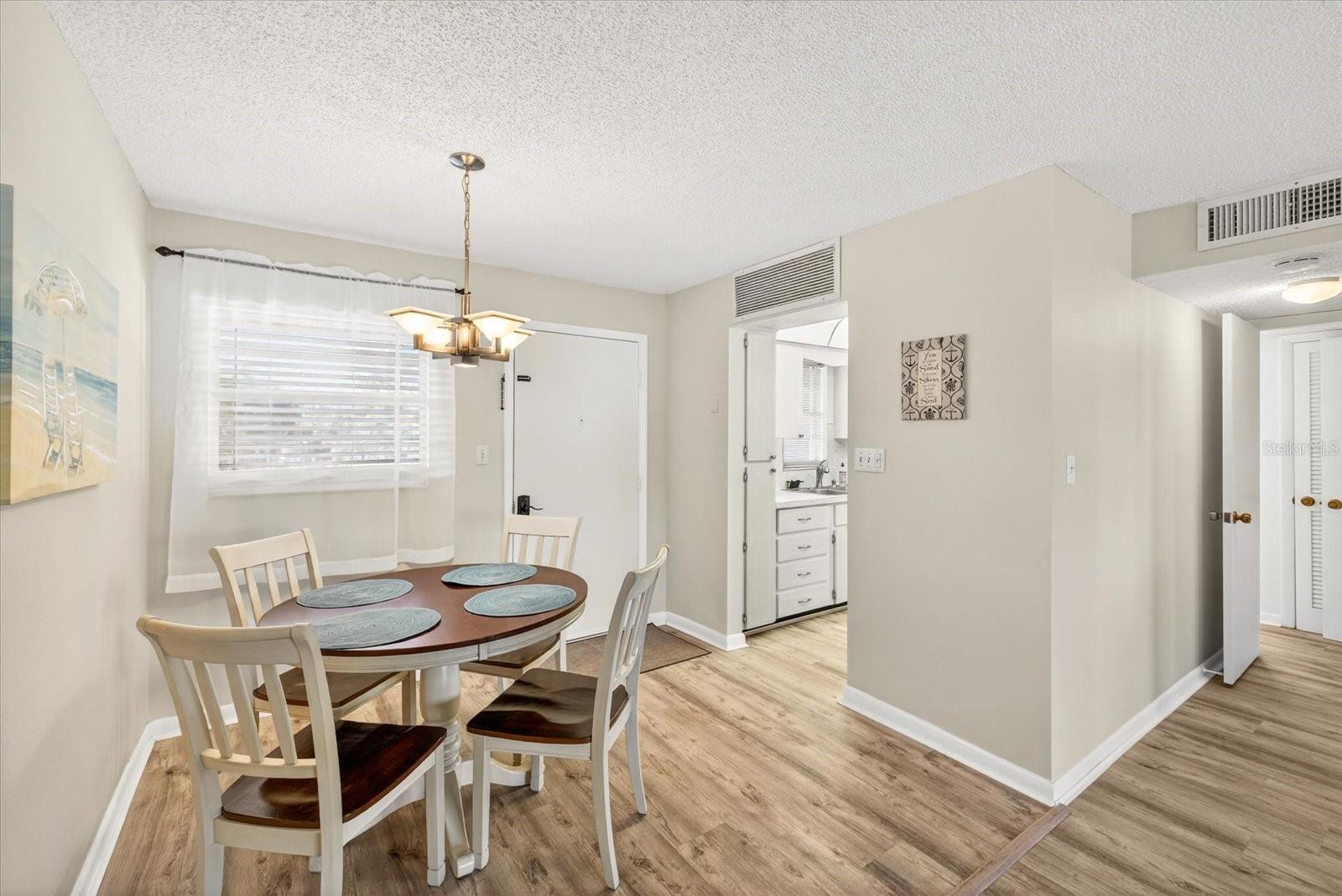 Image 22 of 32 For 4533 Marine Parkway 203