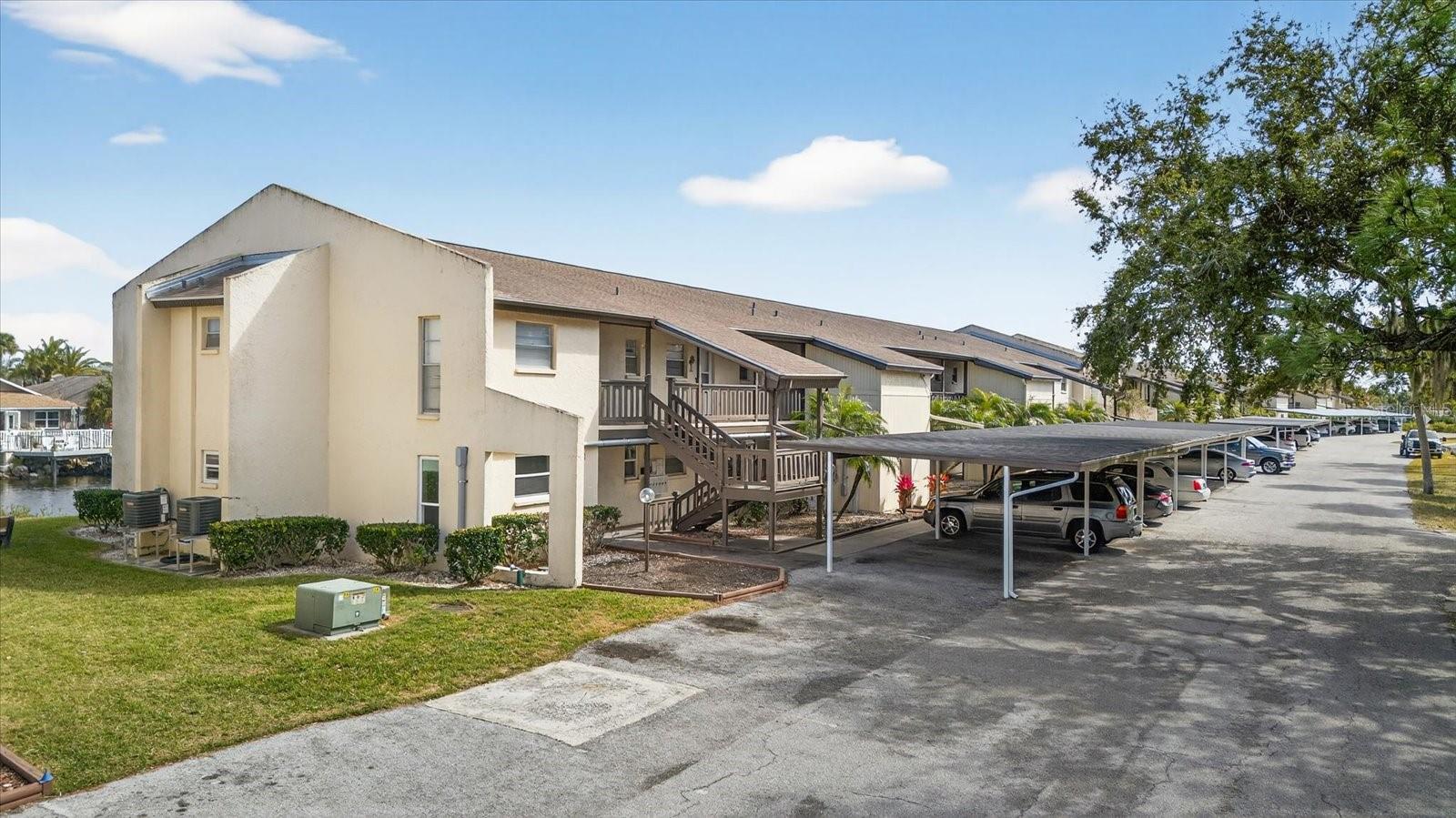 Image 4 of 32 For 4533 Marine Parkway 203