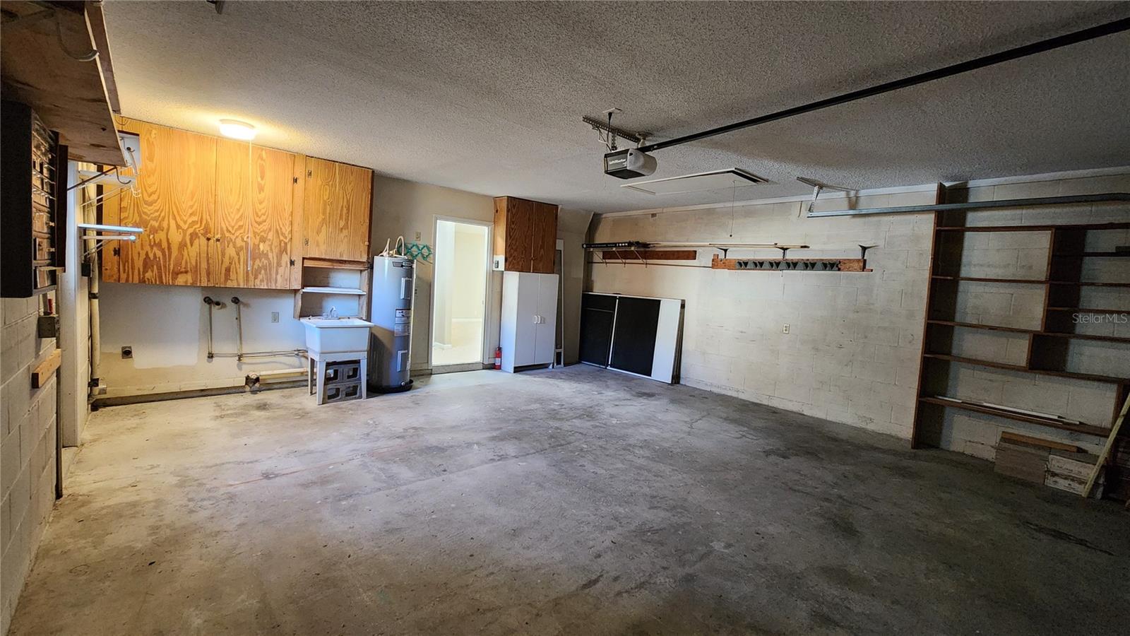 Image 31 of 32 For 14921 Old Pointe Road