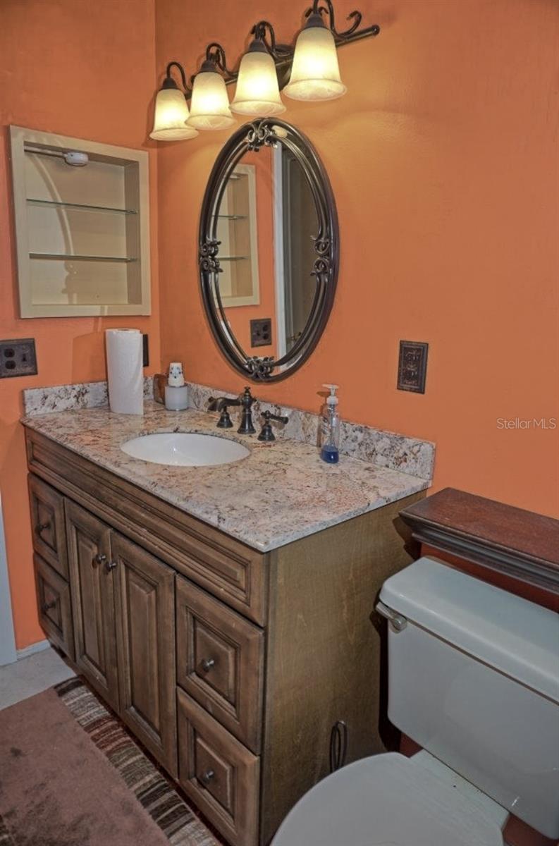 Image 29 of 40 For 2051 Vista Del Sol Circle 202