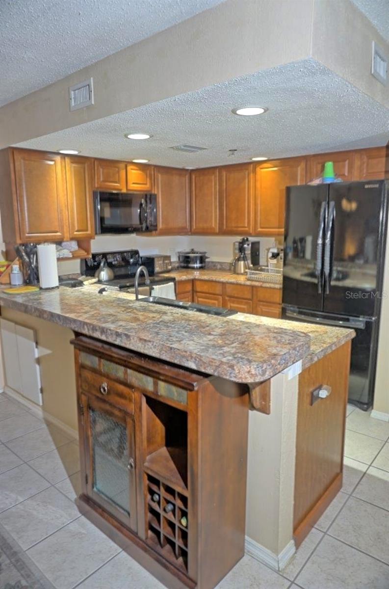 Image 3 of 40 For 2051 Vista Del Sol Circle 202